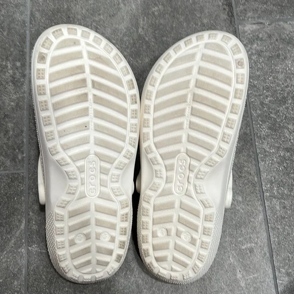 Crocs Classic Lined Clog - Unisex - Picture 7 of 8